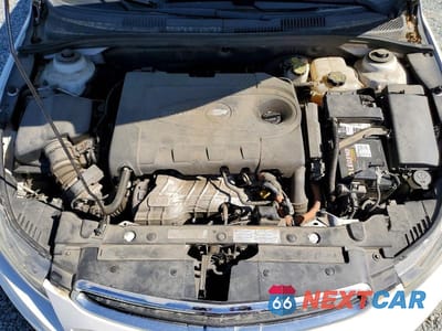 Zdjęcie 11 z 12 samochodu: 2015 CHEV CRUZE VIN:1G1P75SZ9F7230826 - miniatura