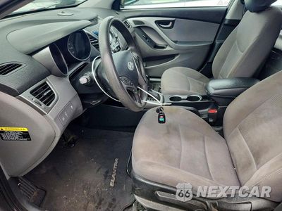 Zdjęcie 7 z 13 samochodu: 2014 HYUNDAI ELANTRA SE VIN:5NPDH4AE2EH478300 - miniatura