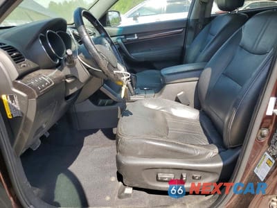 Zdjęcie 7 z 13 samochodu: 2012 KIA SORENTO EX VIN:5XYKUDA6XCG251176 - miniatura