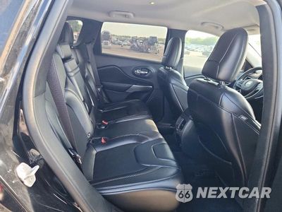 Zdjęcie 11 z 13 samochodu: 2019 JEEP CHEROKEE LATITUDE PLUS VIN:1C4PJLLB4KD176071 - miniatura