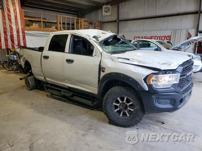 Czwarte zdjęcie samochodu z boku: 2021 RAM 2500 TRADESMAN VIN:3C6UR5CJXMG611381 - miniatura
