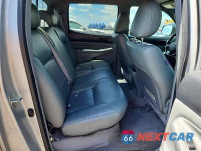 Zdjęcie 10 z 13 samochodu: 2011 TOYOTA TACOMA DOUBLE CAB VIN:5TFJX4CN4BX009566 - miniatura