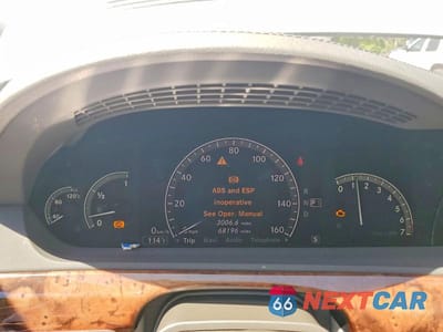 Zdjęcie 9 z 12 samochodu: 2007 MERCEDES-BENZ S 550 VIN:WDDNG71X27A115912 - miniatura