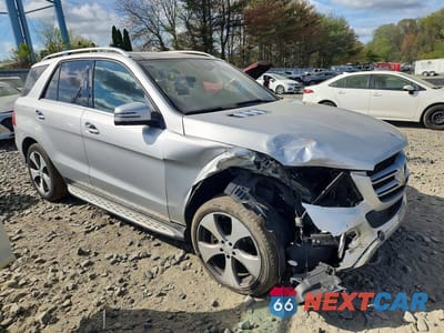 Czwarte zdjęcie samochodu z boku: 2017 MERCEDES-BENZ GLE 350 4MATIC VIN:4JGDA5HB3HA835352 - miniatura