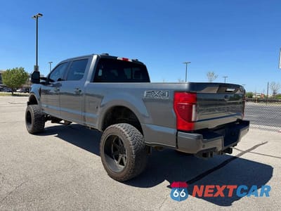 Trzecie zdjęcie samochodu z tyłu: 2020 FORD F250 SUPER DUTY VIN:1FT7W2BT2LED24543 - miniatura