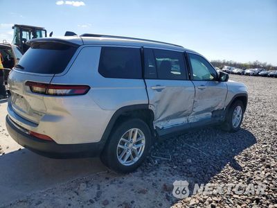 Trzecie zdjęcie samochodu z tyłu: 2023 JEEP GRAND CHEROKEE L LAREDO VIN:1C4RJKAG6P8894089 - miniatura