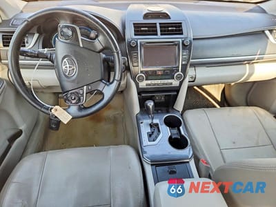 Zdjęcie 8 z 13 samochodu: 2014 TOYOTA CAMRY HYBRID LE VIN:4T1BD1FK3EU118700 - miniatura