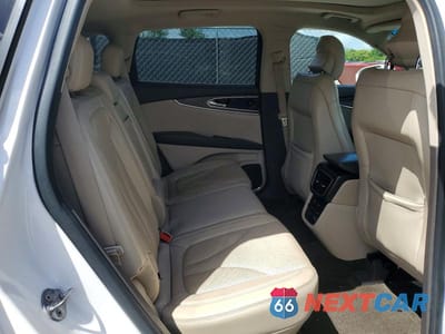 Zdjęcie 11 z 12 samochodu: 2016 LINCOLN MKX RESERVE VIN:2LMTJ8LR2GBL66117 - miniatura