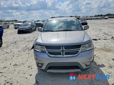 Piąte zdjęcie samochodu w środku: 2016 DODGE JOURNEY SXT VIN:3C4PDCBG3GT153015 - miniatura