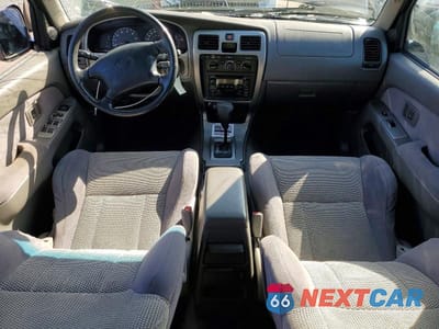 Zdjęcie 8 z 12 samochodu: 2002 TOYOTA 4RUNNER SR5 VIN:JT3GN86R920237257 - miniatura