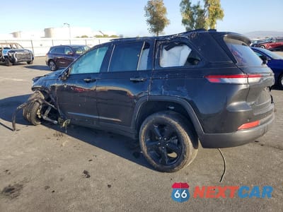 Drugie zdjęcie samochodu z przodu: 2024 JEEP GRAND CHEROKEE LAREDO VIN:1C4RJHAG3RC247975 - miniatura