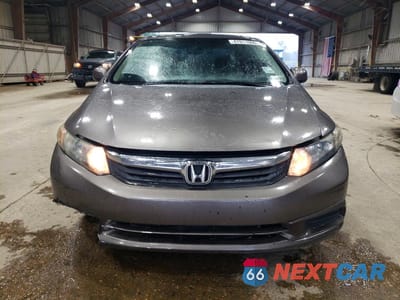 Piąte zdjęcie samochodu w środku: 2013 HONDA CIVIC EX VIN:2HGFB2F86DH536600 - miniatura