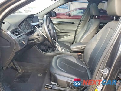 Zdjęcie 7 z 14 samochodu: 2017 BMW X1 SDRIVE28I VIN:WBXHU7C39H5H35280 - miniatura