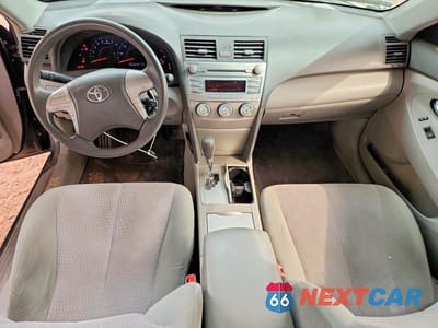 Zdjęcie 8 z 11 samochodu: 2010 TOYOTA CAMRY LE VIN:4T4BF3EK3AR049109 - miniatura