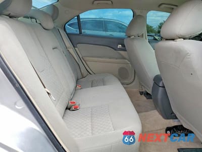 Zdjęcie 10 z 12 samochodu: 2011 FORD FUSION S VIN:3FAHP0GA3BR337669 - miniatura