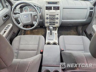 Zdjęcie 8 z 14 samochodu: 2012 FORD ESCAPE XLT VIN:1FMCU9D73CKB92919 - miniatura