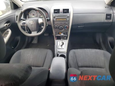 Zdjęcie 8 z 12 samochodu: 2011 TOYOTA COROLLA S VIN:2T1BU4EE4BC668630 - miniatura
