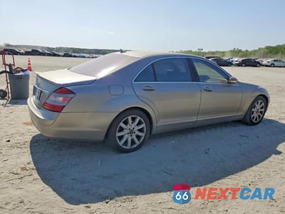 Trzecie zdjęcie samochodu z tyłu: 2008 MERCEDES-BENZ S 550 VIN:WDDNG71X58A228559 - miniatura