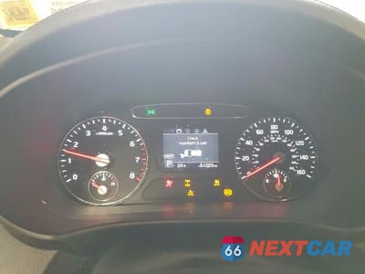 Zdjęcie 9 z 13 samochodu: 2019 KIA SORENTO LX VIN:5XYPGDA34KG566671 - miniatura