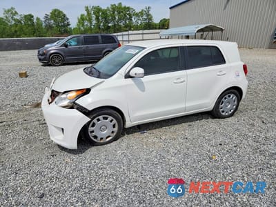 2013 SCION XD BASE JTKKUPB44D1028978 - główne zdjęcie licytacji z USA - miniatura
