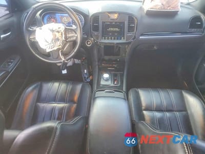 Zdjęcie 8 z 13 samochodu: 2021 CHRYSLER 300 S VIN:2C3CCABT2MH507019 - miniatura