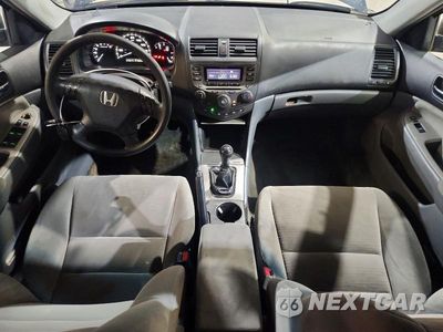 Zdjęcie 8 z 12 samochodu: 2006 HONDA ACCORD EX VIN:1HGCM55726A167226 - miniatura