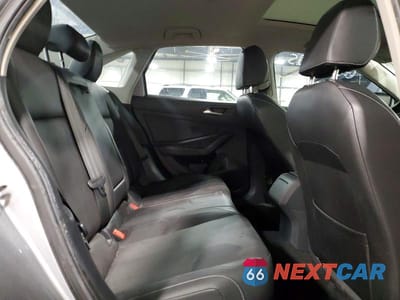 Zdjęcie 10 z 11 samochodu: 2019 VOLKSWAGEN JETTA SEL VIN:3VWEB7BU4KM264554 - miniatura