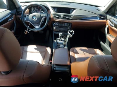 Zdjęcie 8 z 12 samochodu: 2015 BMW X1 SDRIVE28I VIN:WBAVM1C51FVW58247 - miniatura