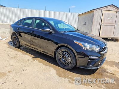 Czwarte zdjęcie samochodu z boku: 2019 KIA FORTE LXS VIN:3KPF24AD9KE066974 - miniatura