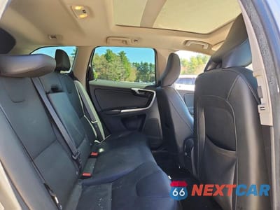 Zdjęcie 11 z 13 samochodu: 2016 VOLVO XC60 T5 PREMIER VIN:YV4612RK7G2844586 - miniatura