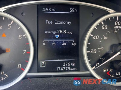 Zdjęcie 8 z 10 samochodu: 2016 NISSAN SENTRA SV VIN:3N1AB7AP0GL669646 - miniatura