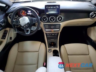 Zdjęcie 8 z 14 samochodu: 2020 MERCEDES-BENZ GLA 250 4MATIC VIN:WDCTG4GB8LJ665065 - miniatura