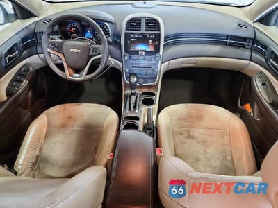 Zdjęcie 8 z 11 samochodu: 2015 CHEVROLET MALIBU 1LT VIN:1G11C5SL3FF354688 - miniatura