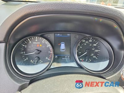 Zdjęcie 9 z 13 samochodu: 2018 NISSAN ROGUE SV VIN:KNMAT2MV7JP508178 - miniatura