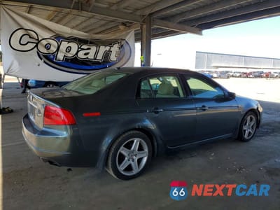 Trzecie zdjęcie samochodu z tyłu: 2004 ACURA TL VIN:19UUA66264A004646 - miniatura
