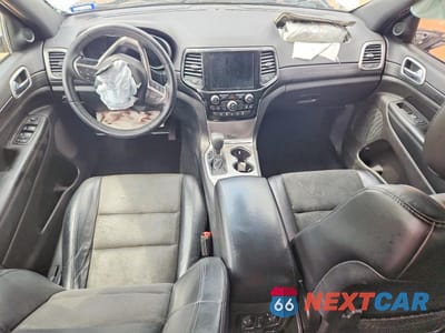 Zdjęcie 8 z 13 samochodu: 2019 JEEP GRAND CHEROKEE LAREDO VIN:1C4RJFAG8KC703592 - miniatura