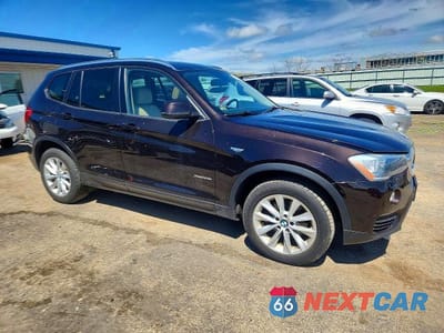 Czwarte zdjęcie samochodu z boku: 2016 BMW X3 XDRIVE28I VIN:5UXWX9C5XG0D89565 - miniatura
