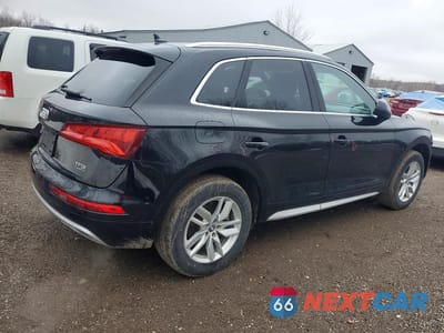 Trzecie zdjęcie samochodu z tyłu: 2018 AUDI Q5 PREMIUM VIN:WA1ANAFY3J2123672 - miniatura