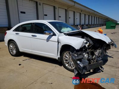 Czwarte zdjęcie samochodu z boku: 2012 CHRYSLER 200 LIMITED VIN:1C3CCBCG1CN203287 - miniatura