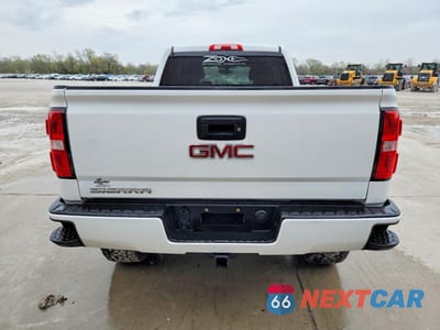 Zdjęcie 6 z 12 samochodu: 2018 GMC SIERRA K1500 VIN:1GTV2LEC1JZ370813 - miniatura