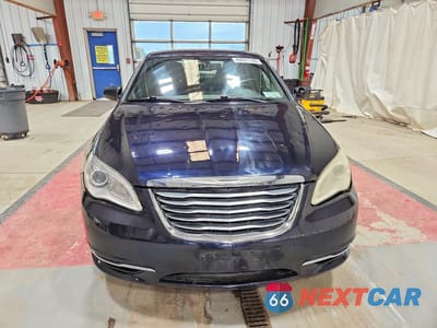 Piąte zdjęcie samochodu w środku: 2011 CHRYSLER 200 TOURING VIN:1C3BC1FB9BN590109 - miniatura