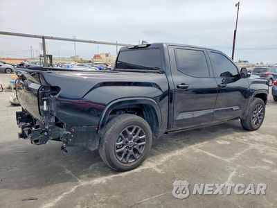 Trzecie zdjęcie samochodu z tyłu: 2024 TOYOTA TUNDRA PLATINUM VIN:5TFNA5DB2RX132421 - miniatura