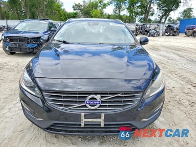 Piąte zdjęcie samochodu w środku: 2017 VOLVO V60 T5 PREMIER VIN:YV140MEK1H1370182 - miniatura
