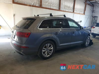 Trzecie zdjęcie samochodu z tyłu: 2017 AUDI Q7 PREMIUM PLUS VIN:WA1LAAF74HD030900 - miniatura