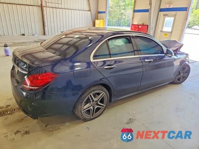 Trzecie zdjęcie samochodu z tyłu: 2019 MERCEDES-BENZ C 300 4MATIC VIN:55SWF8EB2KU282744 - miniatura