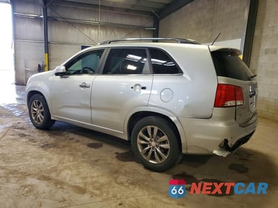 Drugie zdjęcie samochodu z przodu: 2013 KIA SORENTO SX VIN:5XYKW4A23DG396228 - miniatura