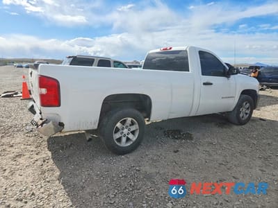 Trzecie zdjęcie samochodu z tyłu: 2008 CHEV SILVERADO C1500 VIN:1GCEC14XX8Z109972 - miniatura