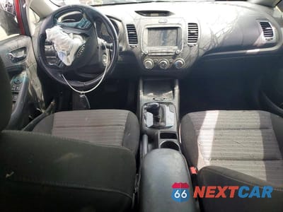Zdjęcie 8 z 12 samochodu: 2017 KIA FORTE S VIN:3KPFL4A79HE107278 - miniatura