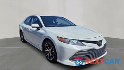 2020 TOYOTA CAMRY XLE 4T1F11AK5LU301353 - główne zdjęcie licytacji z USA - miniatura