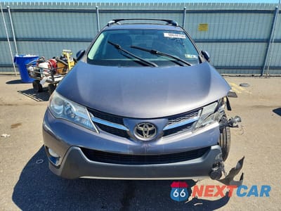 Piąte zdjęcie samochodu w środku: 2013 TOYOTA RAV4 XLE VIN:2T3RFREV4DW063215 - miniatura